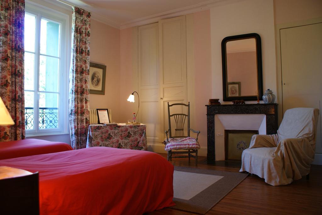 Saint-Léger Chateau De Grenier Bed & Breakfast エクステリア 写真