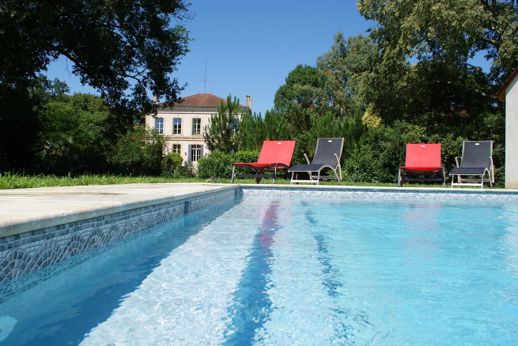 Saint-Léger Chateau De Grenier Bed & Breakfast エクステリア 写真