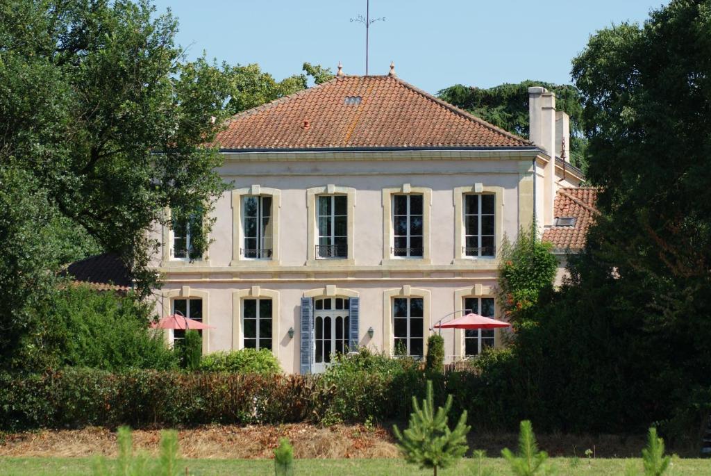 Saint-Léger Chateau De Grenier Bed & Breakfast エクステリア 写真