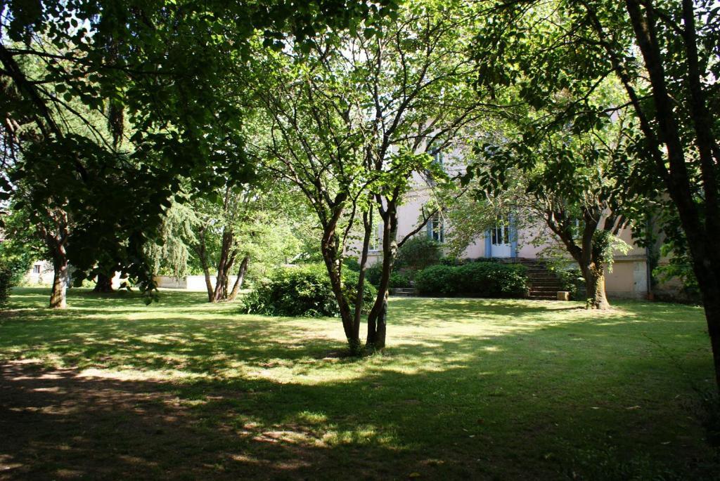Saint-Léger Chateau De Grenier Bed & Breakfast エクステリア 写真